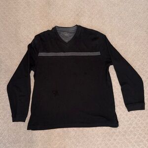 Van Heusen Black V-Neck Long Sleeve Shirt Size XL